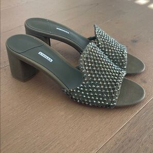 Mesh and crystals mules